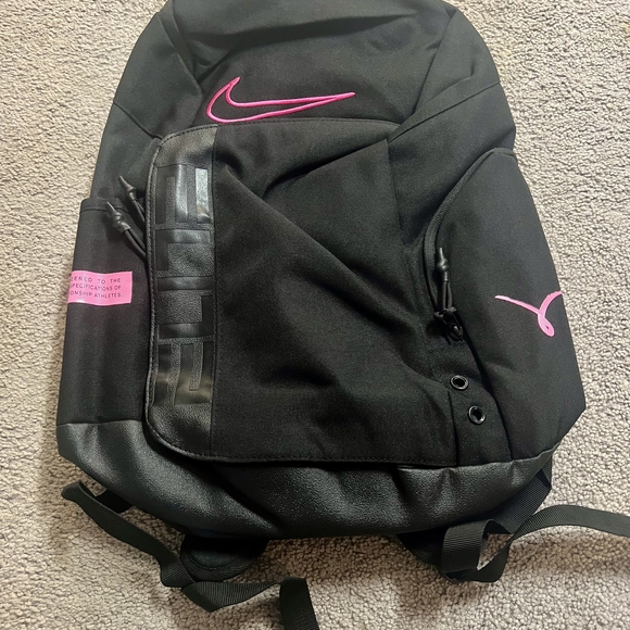 Nike Elite Pro Hoops Backpack 32L Limited Edition Breast Cancer - Picture 1 of 4